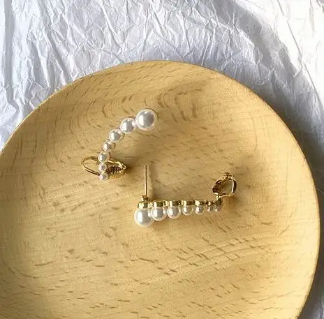 Női Divat Fülbevaló Egyszerű, Trendi Ékszerek Nagykereskedelmi Fül Bilincs Kényes Szimulált Gyöngy Pendientes Fél Bijoux Elegáns Ajándék Kép 2