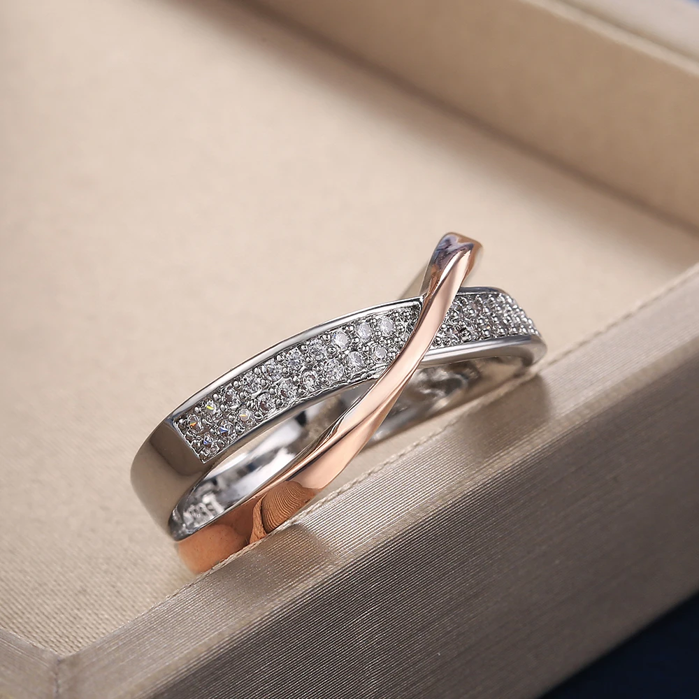 Huitan Legújabb Friss, Két tónusú X Alakú Kereszt Gyűrű Női Trendi Esküvői Ékszerek Káprázatos CZ Kő Nagy Modern Gyűrűk Anillos Kép 4