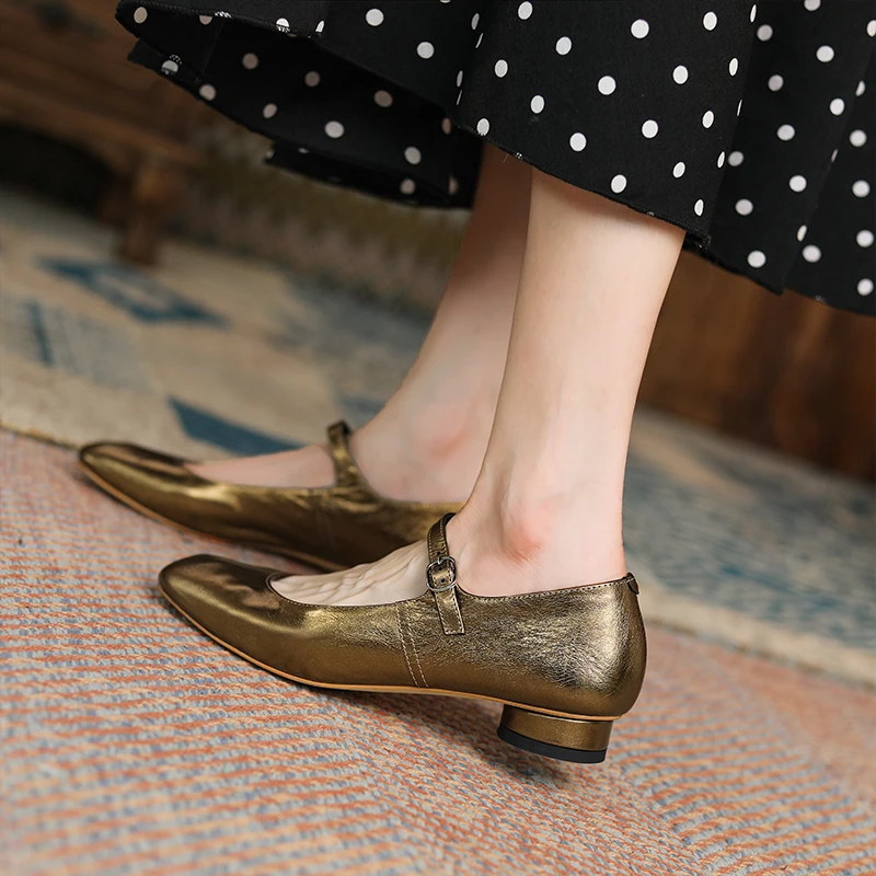 2022 új Női szivattyúk Természetes Bőr 22-24.5 cm-es marhabőr felső Szuper puha szögletes orr Mary Jane cipő teljes bőr arany cipő Kép 4
