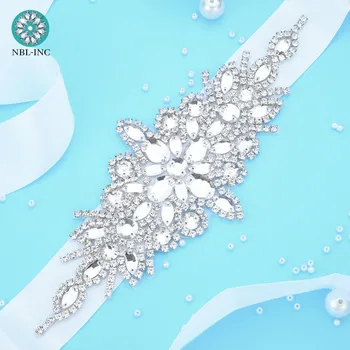 (1DB) Ezüst menyasszonyi öv esküvői kristály diamantes esküvői ruha kiegészítők, esküvői ruha WDD1052