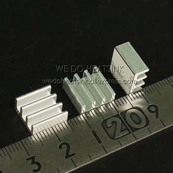 50pcs 11x11x5mm CPU Rajongók & Hűtő-Alumínium Hűtőborda Profil Hővezető Szalag IC-DC Konverter 2